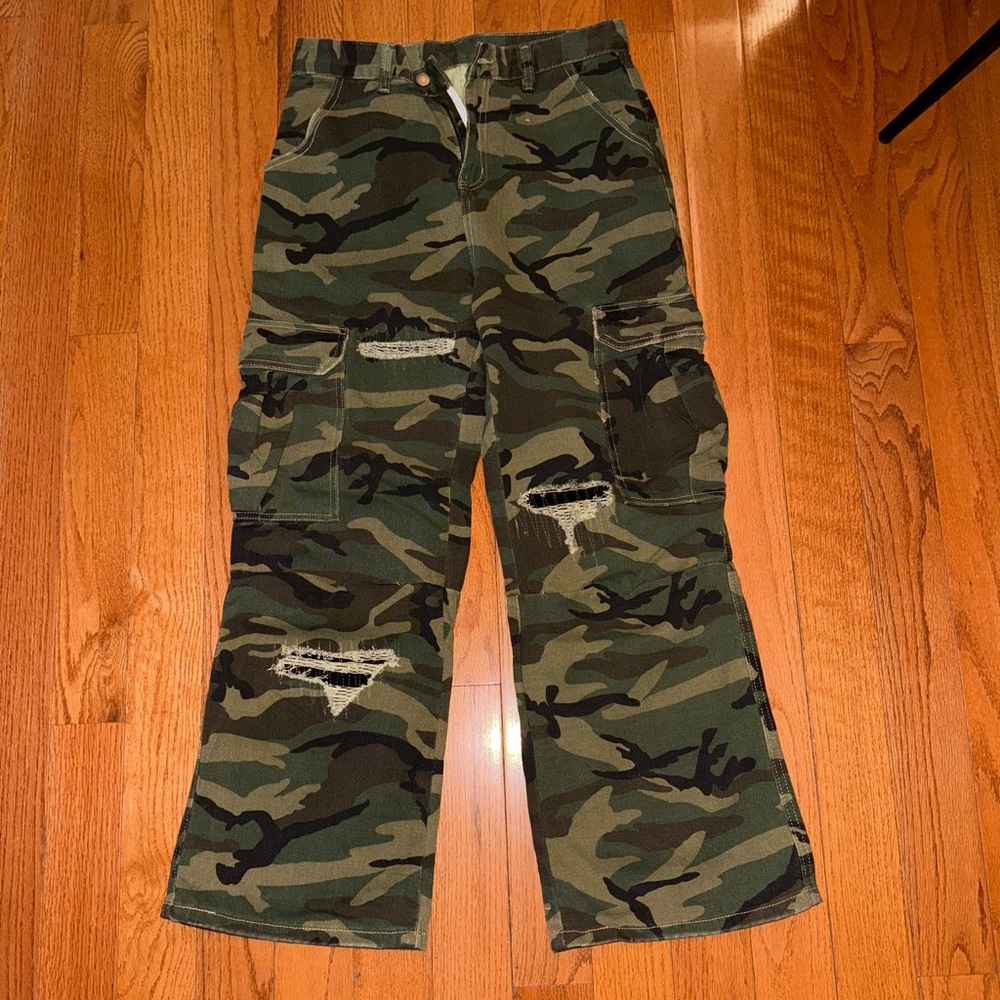 BOGO BUY these get the loiter MOONLIT BUBBLE PANT CHAIN+ ARMY FATIGUE PANTS